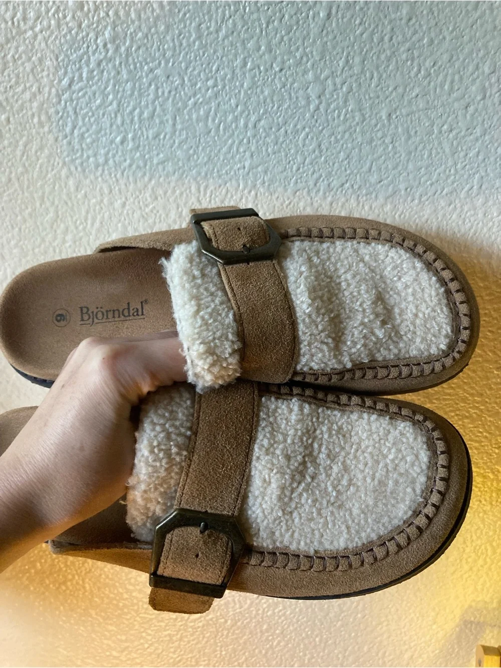 Bjorndal Womens Tan & Cream Fleece Slip-On Mules - Picture 2 of 6